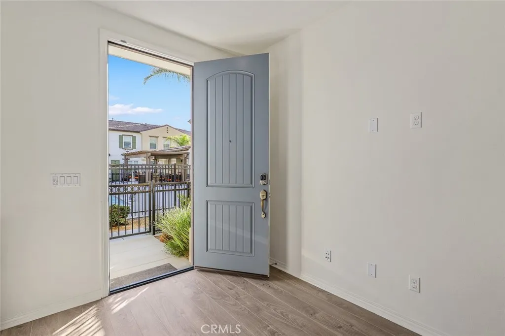 40302 Calle Real, Murrieta, CA 92563 - Photo 5 of 36, Murrieta, CA