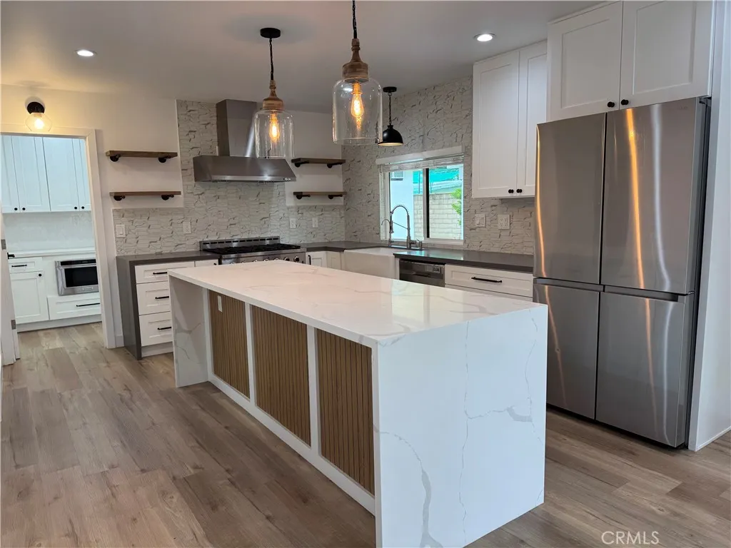 Costa Mesa, CA 92627