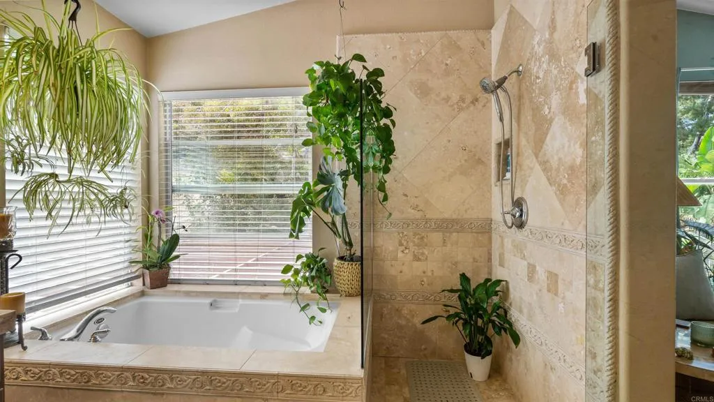 https://cdn.realtyfeed.com/cdn/127/306772652/ae7c1089a668f33cebead4a0f6d846e7.webp