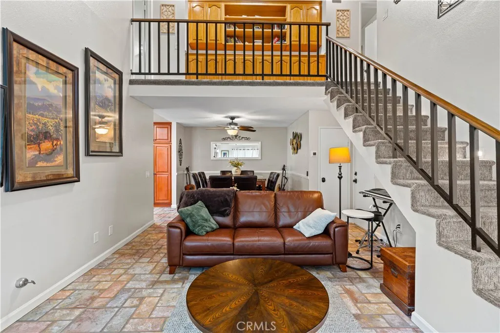 8471 E Donnybrook Cir