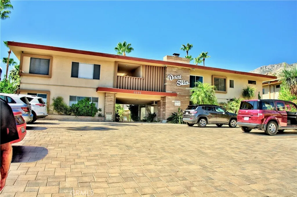 2290 S Palm Canyon Drive Unit 110, Palm Springs, CA 92264 - Photo 4 of 20, Palm Springs, CA