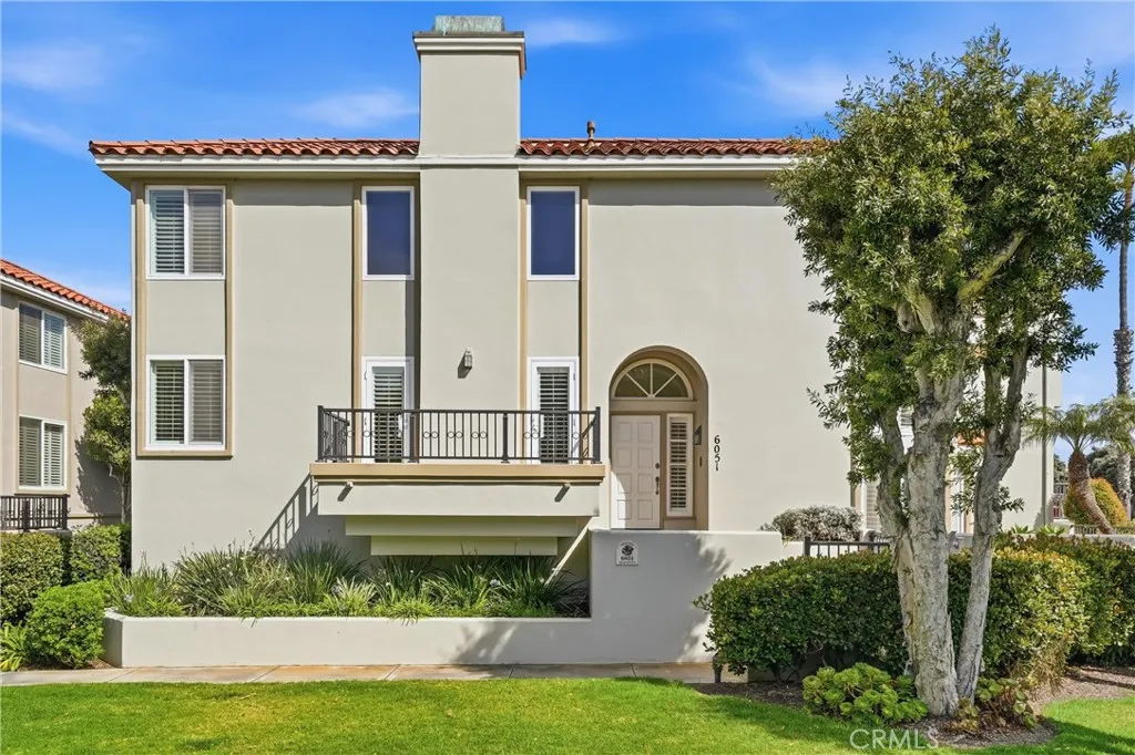 6051 Broadstone Circle, Huntington Beach, CA 92648 - Photo 3 of 50, Huntington Beach, CA