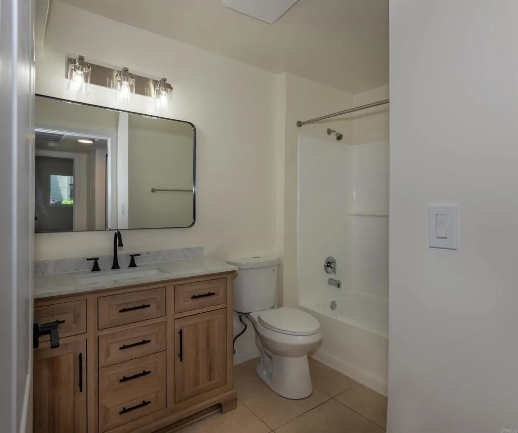 https://cdn.realtyfeed.com/cdn/127/306772729/3deda1ee13fc944755bf80a849af64d5.webp