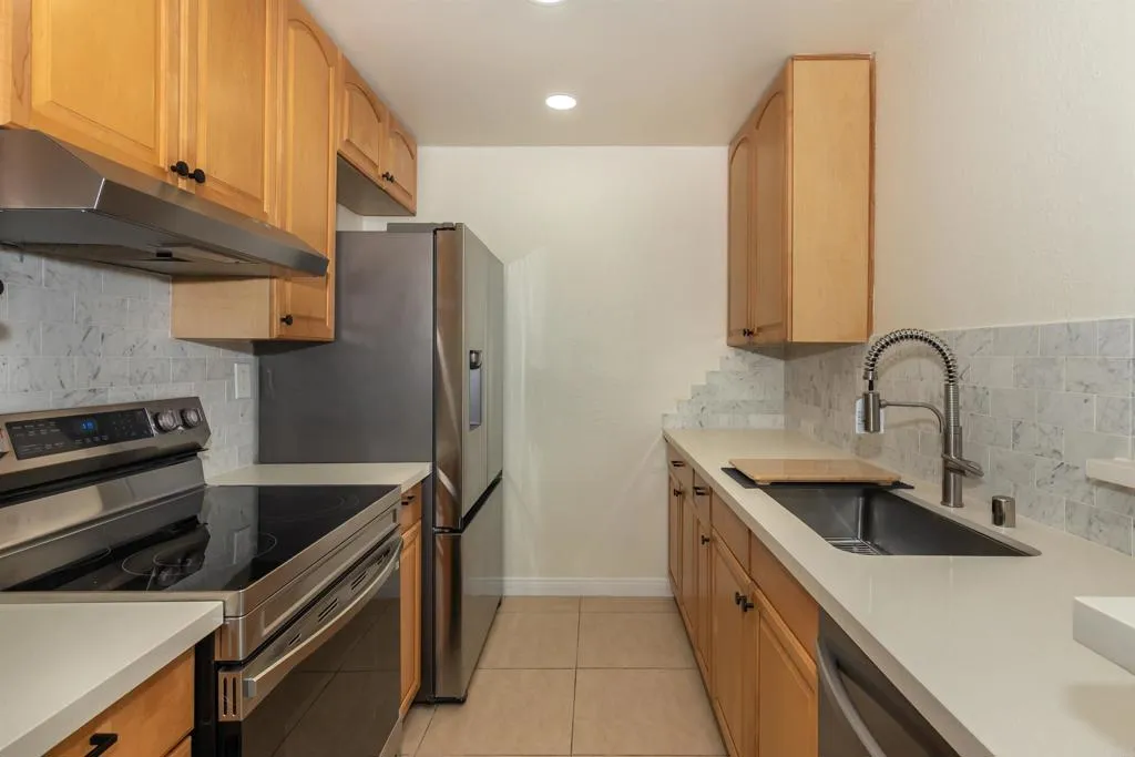 https://cdn.realtyfeed.com/cdn/127/306772729/d2c64bf4445c1cd4ed1875e99fd015f6.webp