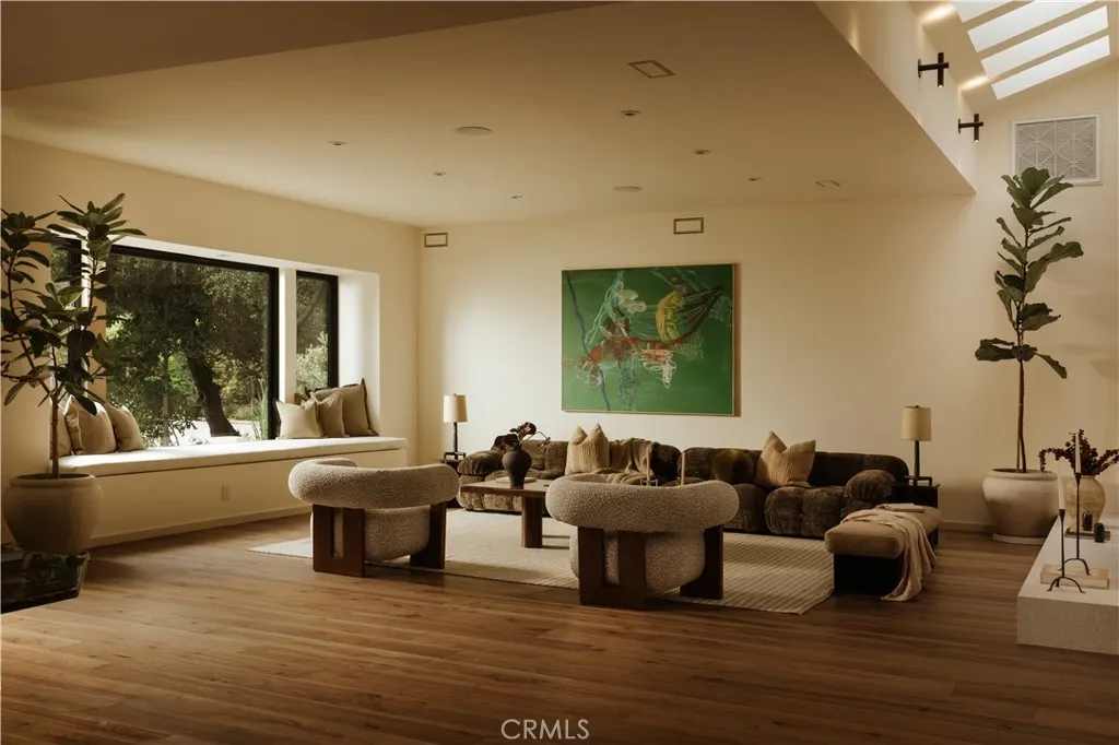 12162 Laurel Terrace Drive, Studio City, CA 91604 - Photo 5 of 50, Studio City, CA