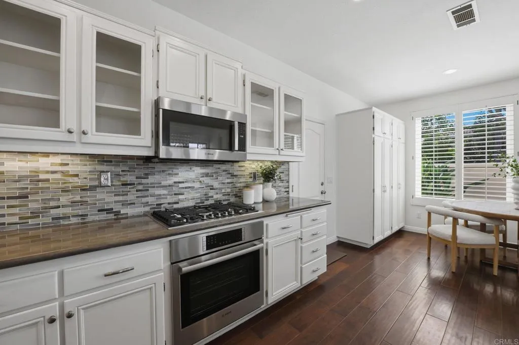 https://cdn.realtyfeed.com/cdn/127/306772802/2807b8eb94571932f45d0cd74fb1cf0d.webp