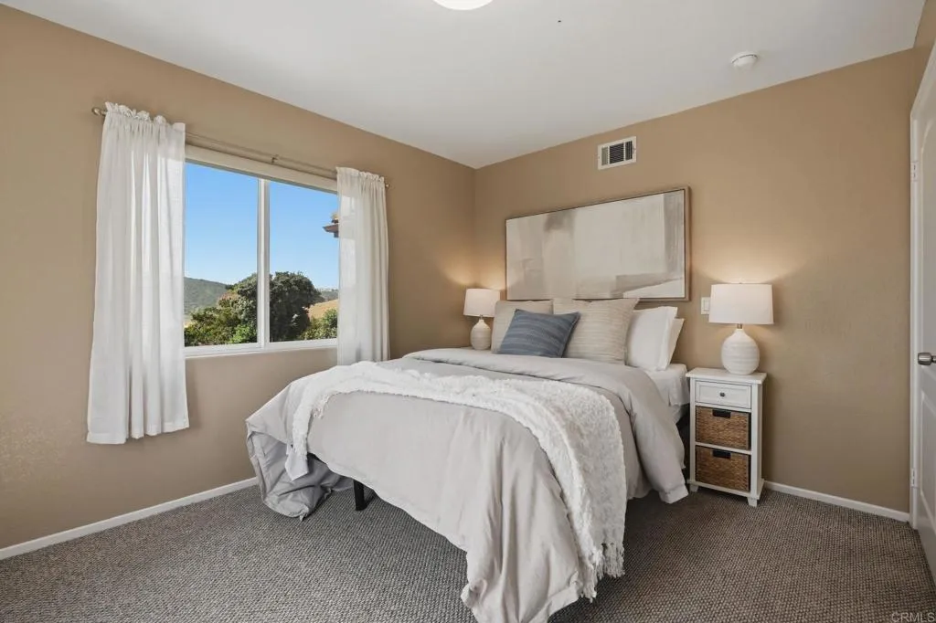 https://cdn.realtyfeed.com/cdn/127/306772802/87a246cc7f4da0047d5458001a8e3aa3.webp
