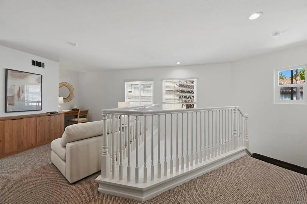 https://cdn.realtyfeed.com/cdn/127/306772802/ce265976e79aa59a26f92c7d12a10386.webp