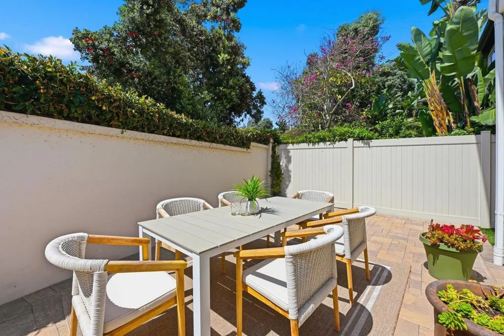 https://cdn.realtyfeed.com/cdn/127/306772802/f15153803fe10c0036a4ed484b8ac233.webp