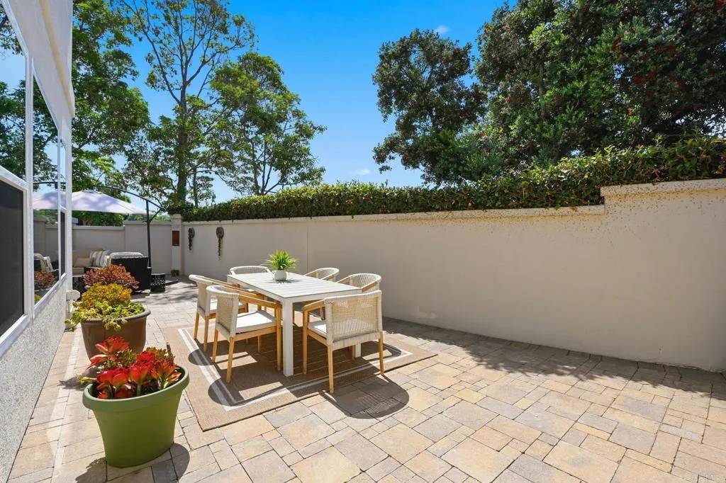 https://cdn.realtyfeed.com/cdn/127/306772802/fd9b28a8904706624602433fc9091ff7.webp
