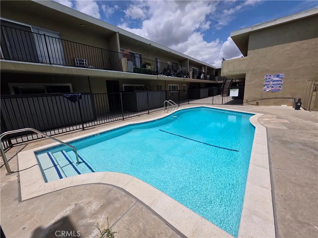 Van Nuys, CA 91405