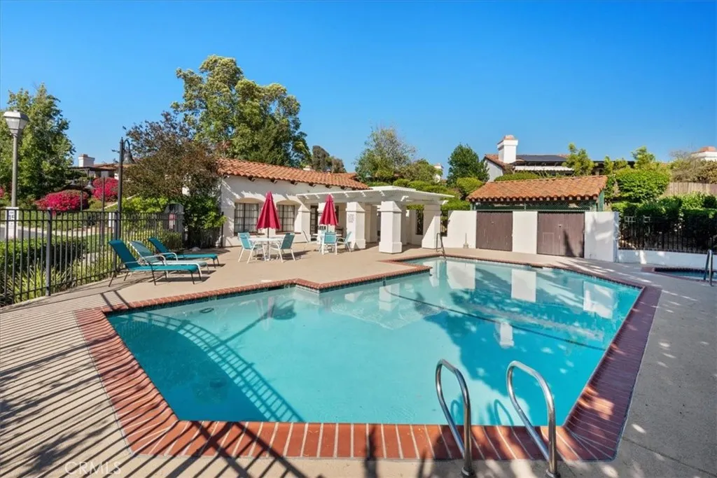 1811 Woodbrook Lane, Fallbrook, CA 92028 - Photo 2 of 28, Fallbrook, CA