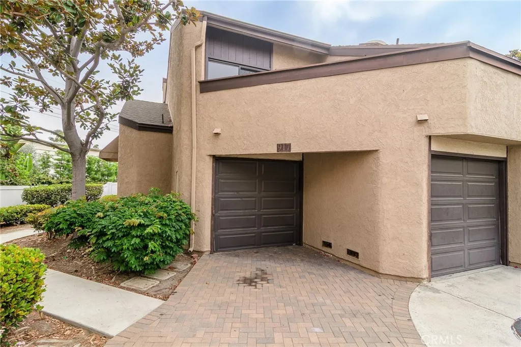917 Van Ness Court, Costa Mesa, CA 92626 - Photo 4 of 50, Costa Mesa, CA