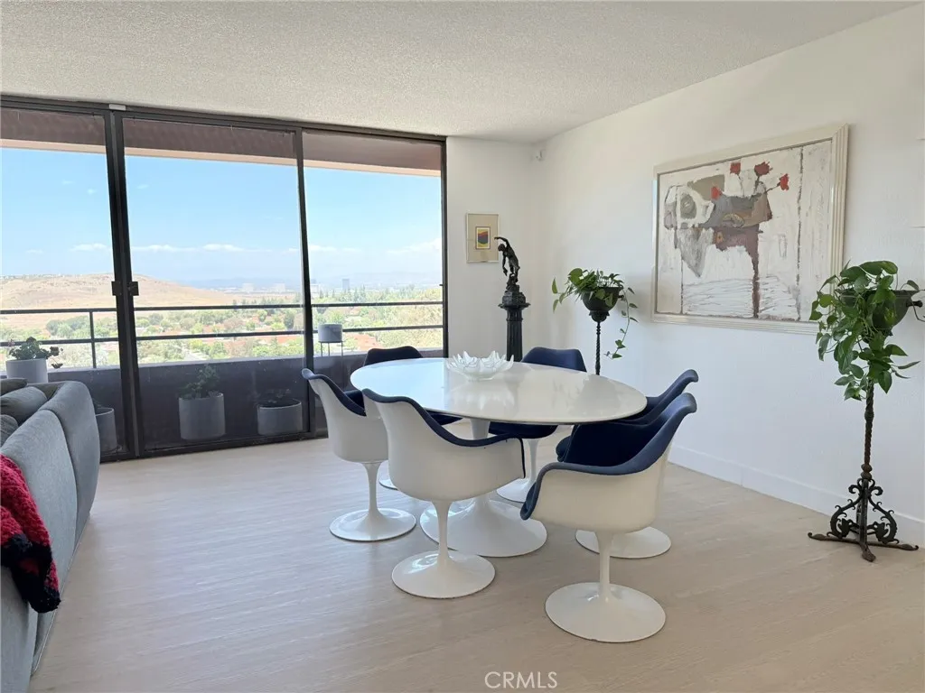 24055 Paseo Del Lago Unit 605, Laguna Woods, CA 92637 - Photo 5 of 24, Laguna Woods, CA