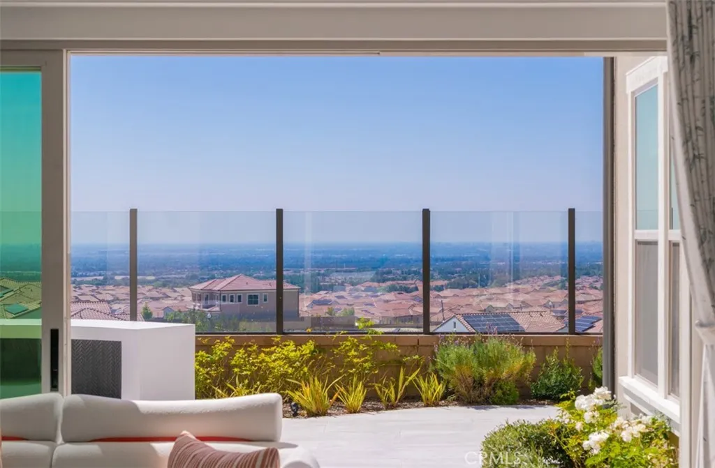 135 Oakstone, Irvine, CA 92618 - Photo 2 of 43, Irvine, CA