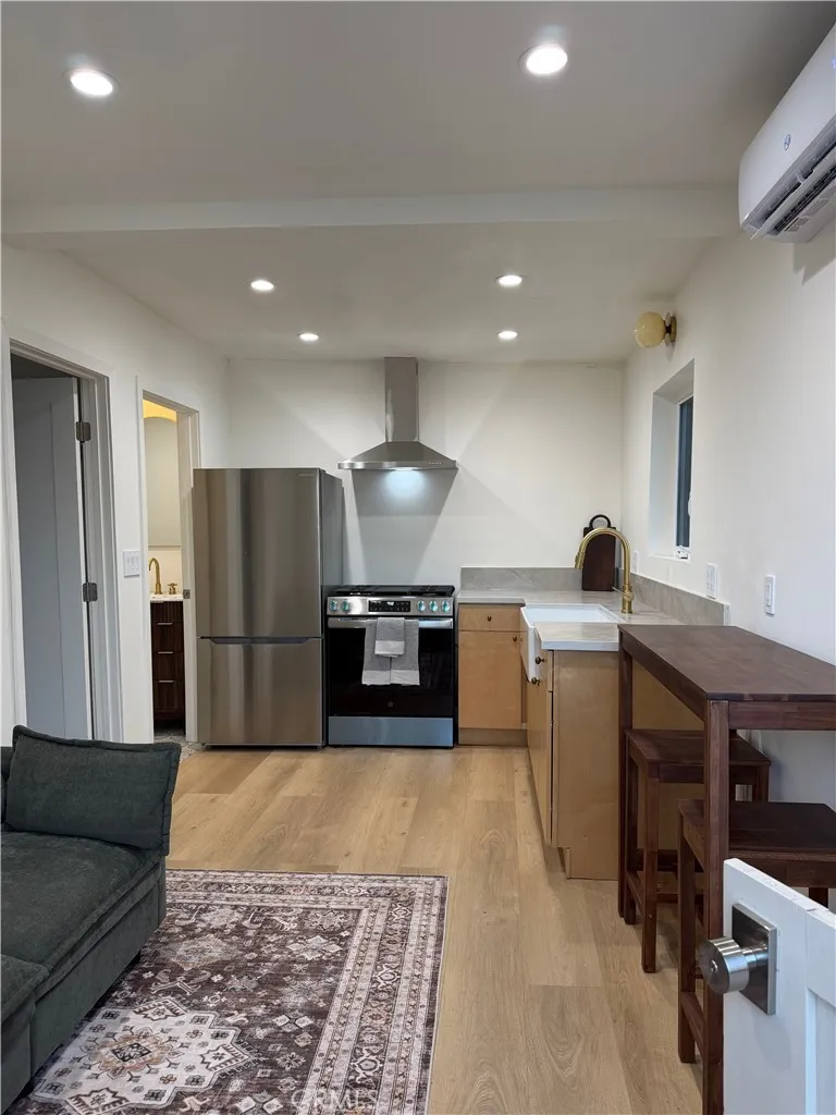 3454 W 48th Street, Windsor Hills, CA 90043 - Photo 4 of 17, Windsor Hills, CA