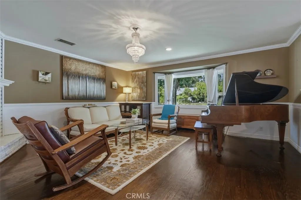 5946 Jumilla, Woodland Hills, CA 91367 - Photo 5 of 42, Woodland Hills, CA