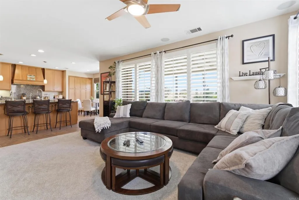https://cdn.realtyfeed.com/cdn/127/306772936/0c5c49efa39e704422b81bbb7e98cbf9.webp