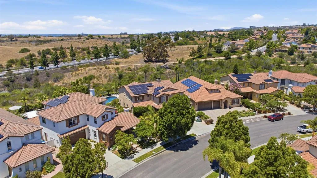 https://cdn.realtyfeed.com/cdn/127/306772936/50943a8eb0beb7e005f504a3748c244d.webp