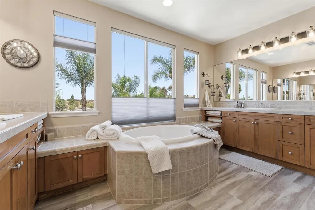 https://cdn.realtyfeed.com/cdn/127/306772936/515a13de790adf03b60f52710f394c2e.webp