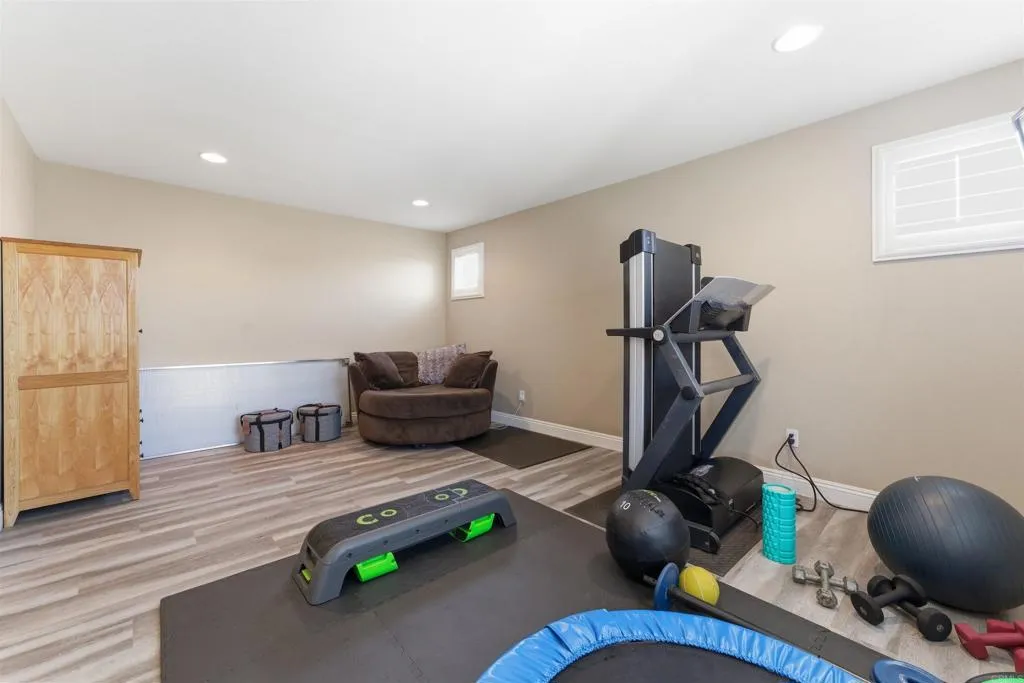 https://cdn.realtyfeed.com/cdn/127/306772936/f184aab5265e181378ece5bdd11aa5e2.webp