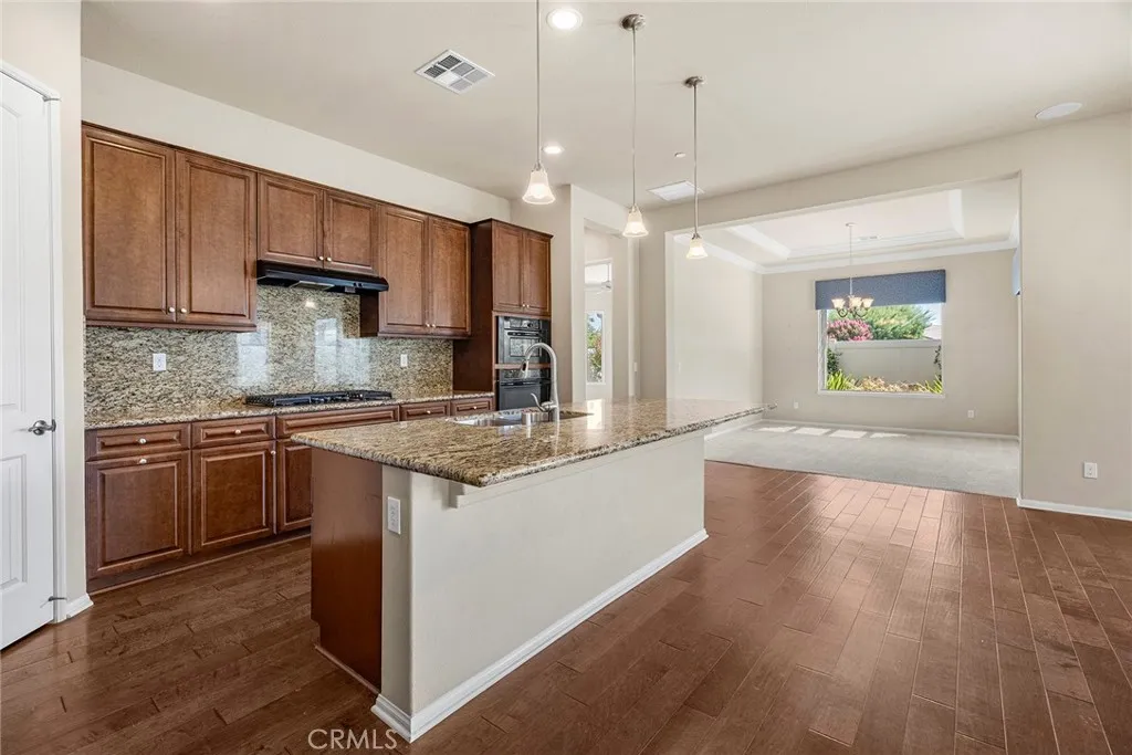 1410 Corte Alamonte, Hemet, CA 92545 - Photo 5 of 37, Hemet, CA