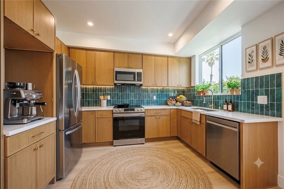 1065 S Corning Street Unit A, Los Angeles, CA 90035 - Photo 4 of 39, Los Angeles, CA