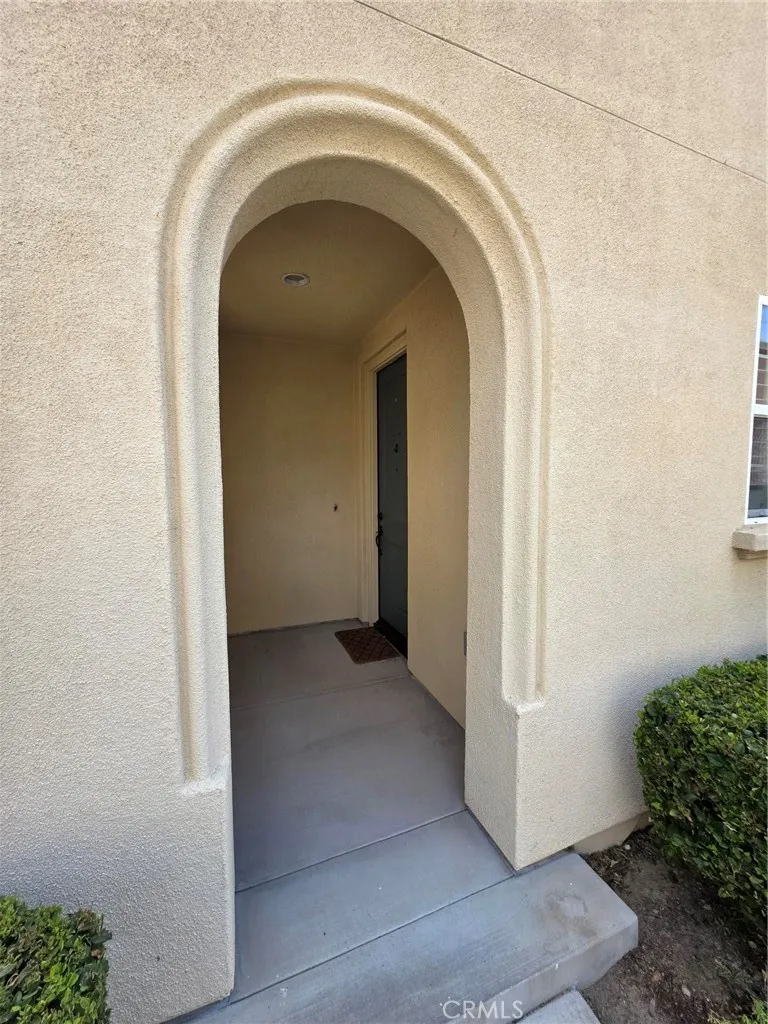 21705 Propello, Saugus, CA 91350 - Photo 4 of 58, Saugus, CA