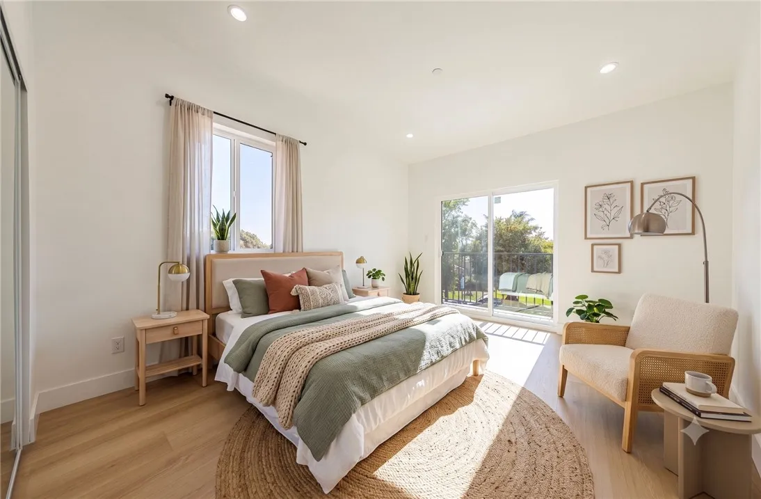 1332 Longwood Avenue Unit 1, Los Angeles, CA 90019 - Photo 3 of 43, Los Angeles, CA