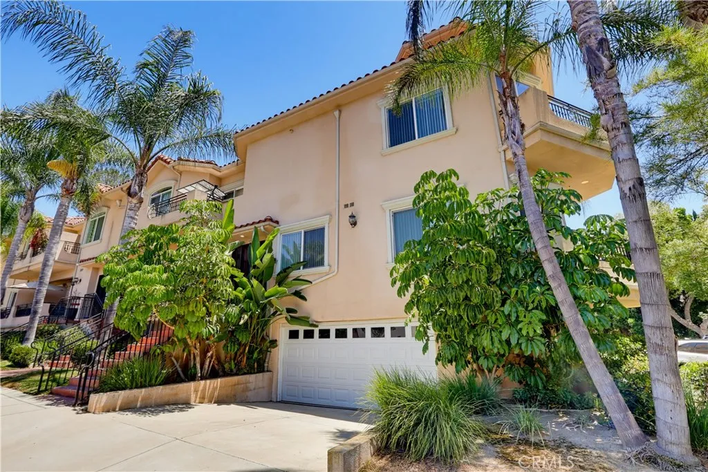 350 Bethany Road, Burbank, CA 91504 - Main photo, Burbank, CA