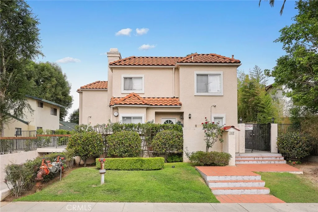 102 Harkness Avenue Unit G, Pasadena, CA 91106 - Photo 3 of 40, Pasadena, CA