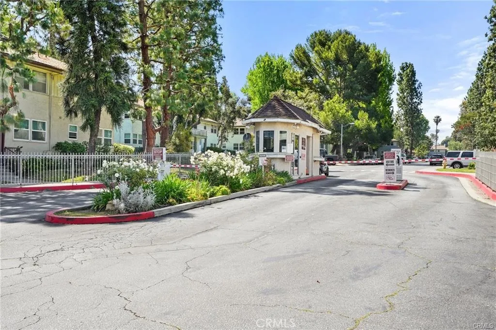 5841 Bowcroft Street Unit 4, Los Angeles, CA 90016 - Photo 2 of 37, Los Angeles, CA