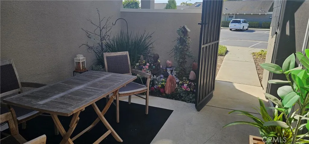 8566 Trinity Circle Unit 817d, Huntington Beach, CA 92646 - Photo 3 of 20, Huntington Beach, CA