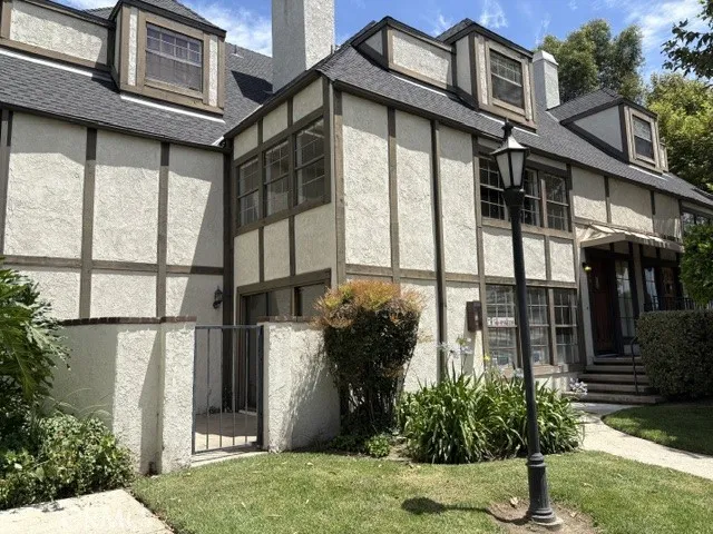 105 E Rosewood Court Unit 5, Ontario, CA 91764 - Main photo, Ontario, CA