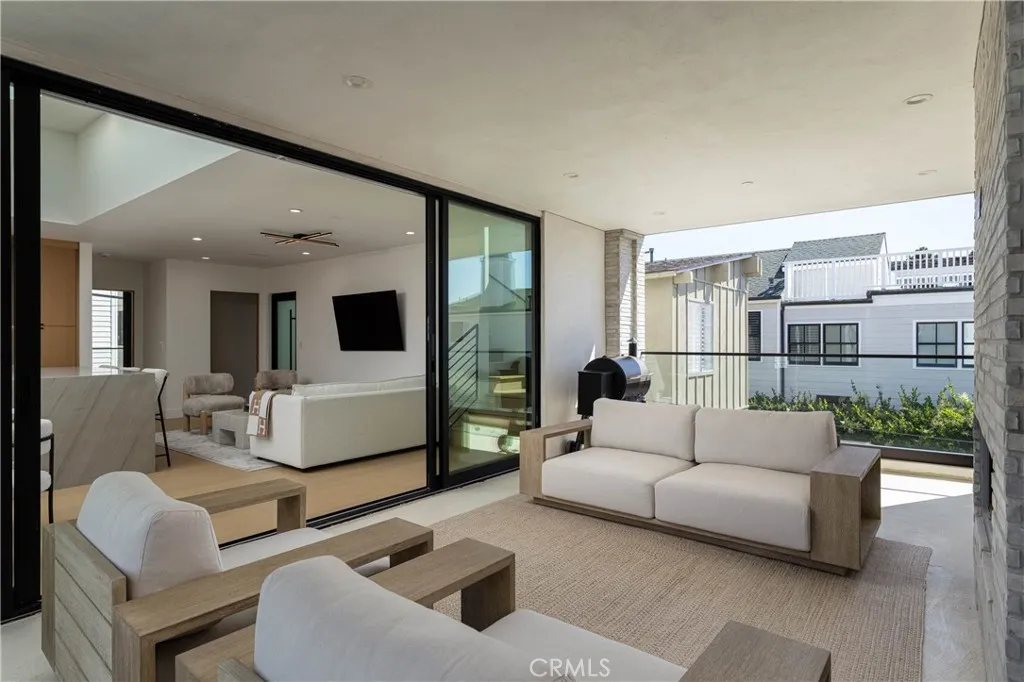 716 Orchid Avenue, Corona del Mar, CA 92625 - Photo 5 of 40, Corona Del Mar, CA