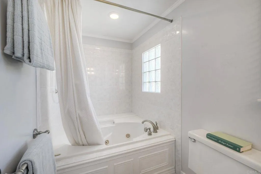 https://cdn.realtyfeed.com/cdn/127/306773135/00e722c4d6e37a0bef62beea36b86303.webp