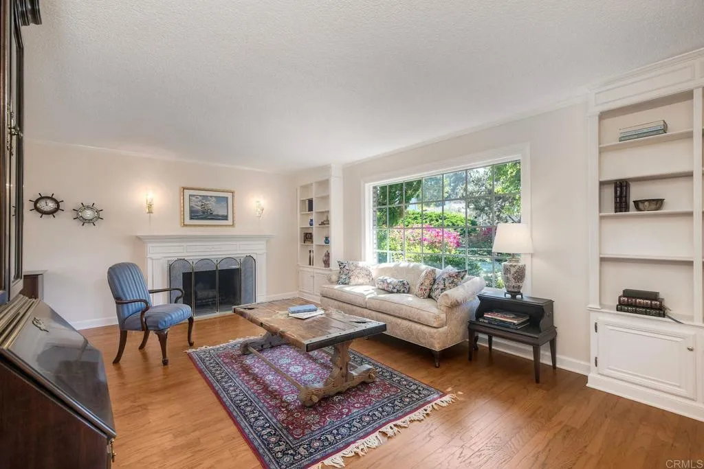 https://cdn.realtyfeed.com/cdn/127/306773135/390e1acf72522ce4b32c49c9d0593010.webp