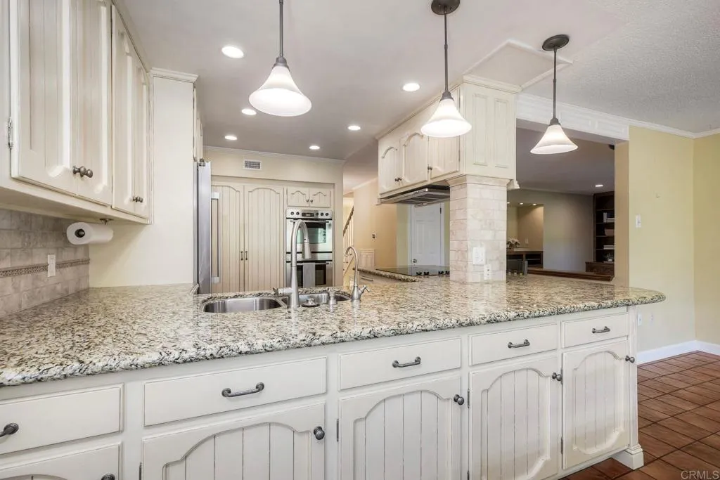 https://cdn.realtyfeed.com/cdn/127/306773135/d292c00e5562357a7797543c6e7150c5.webp