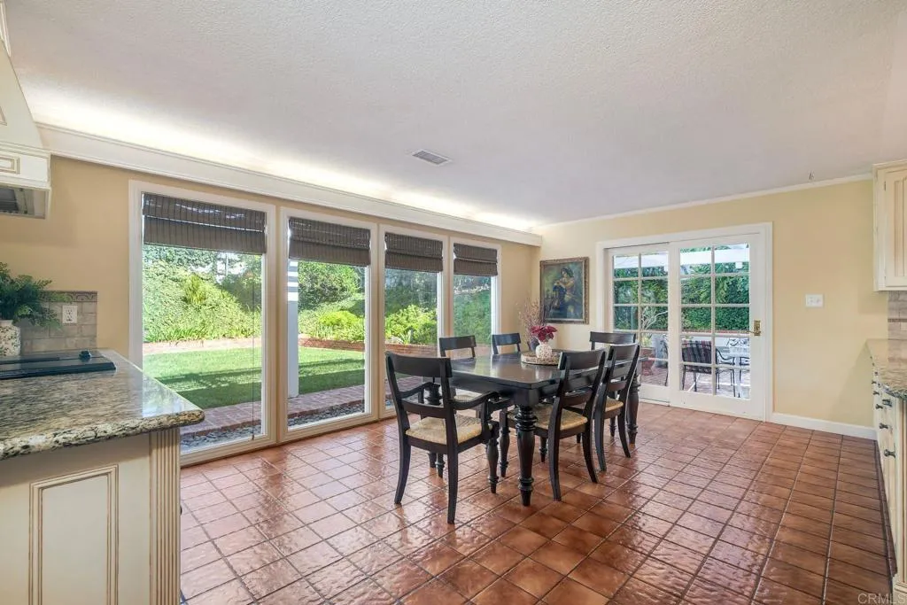 https://cdn.realtyfeed.com/cdn/127/306773135/d808216e5c59b9285e44172a5a48a179.webp