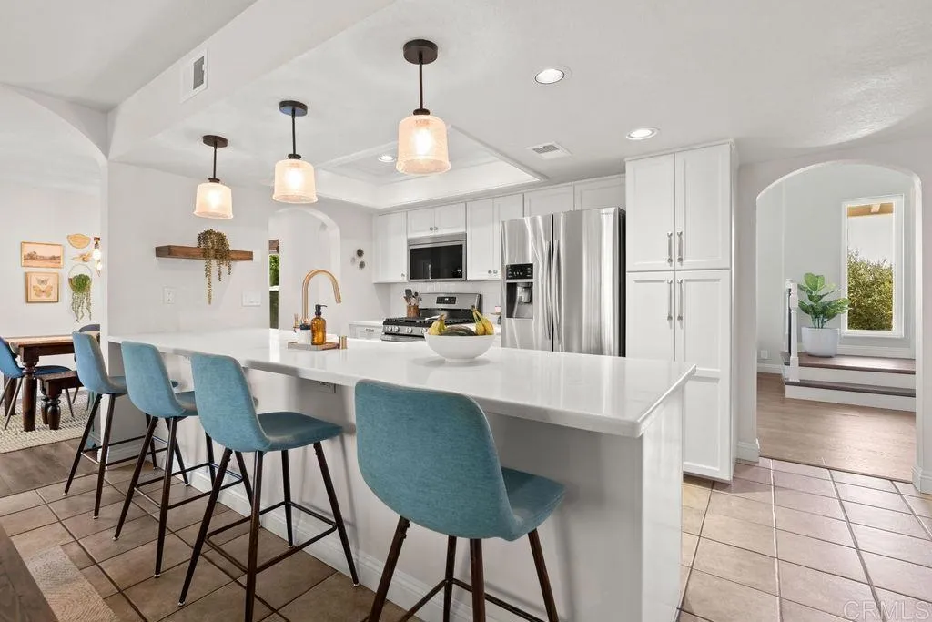 https://cdn.realtyfeed.com/cdn/127/306773143/4348d46d0a965492b17f1136e6a1bb04.webp