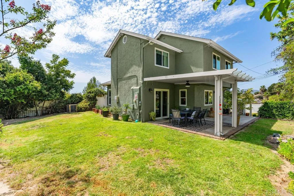 https://cdn.realtyfeed.com/cdn/127/306773143/5a3991f6cb1d858c082c5d57e1647f99.webp