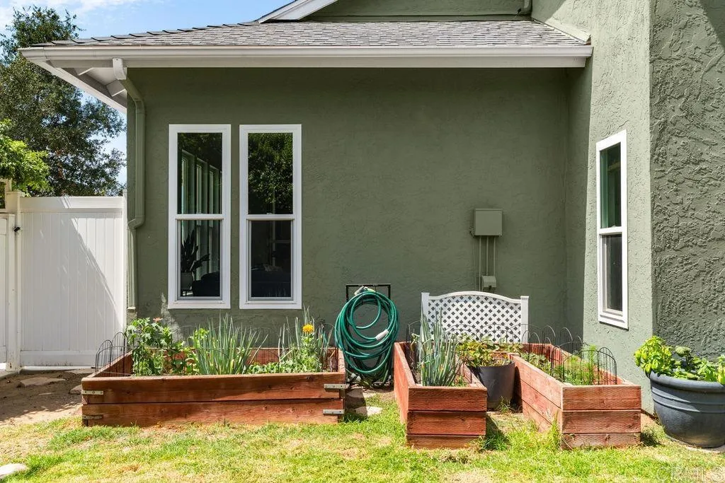 https://cdn.realtyfeed.com/cdn/127/306773143/6e41073ca54ca1ba6d52145cc510f9a9.webp