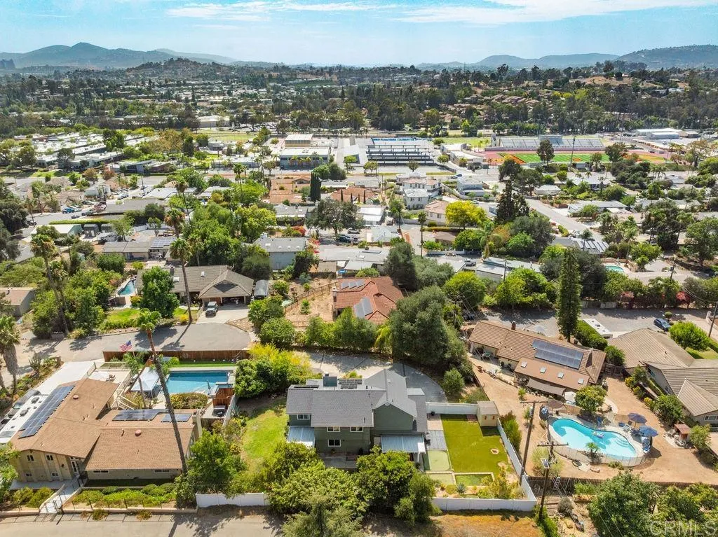 https://cdn.realtyfeed.com/cdn/127/306773143/a902b0c86f3611b5ae7c3fa9fdea1d31.webp