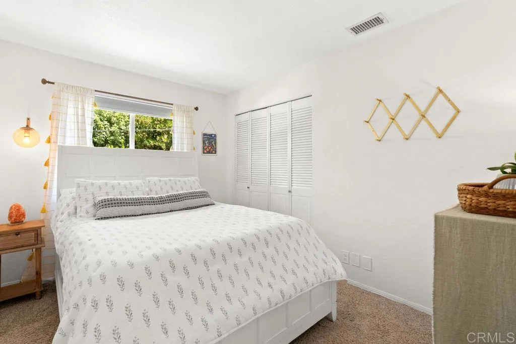 https://cdn.realtyfeed.com/cdn/127/306773143/b81f1c712b33a363afc06346d5ec1d68.webp