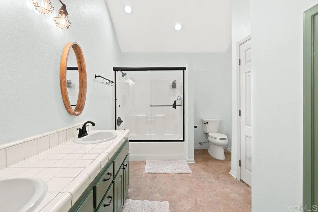 https://cdn.realtyfeed.com/cdn/127/306773143/cc55ef81c3cba8b69d8fbe845f9d42f3.webp