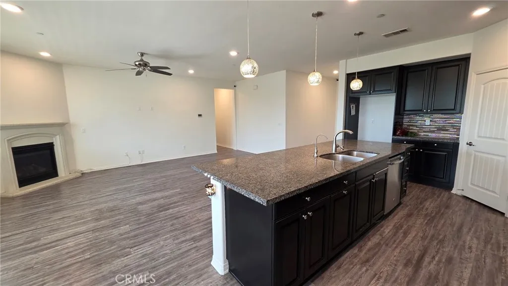 11916 Berlyn Dove Court, Jurupa Valley, CA 91752 - Photo 5 of 27, Jurupa Valley, CA