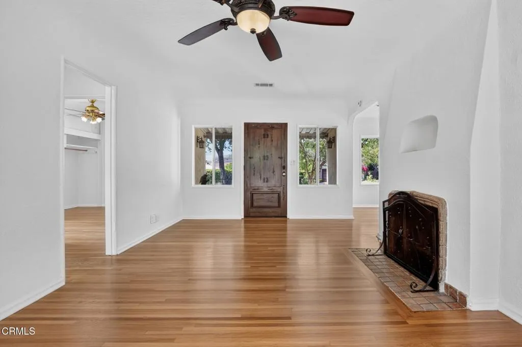 842 E Glenoaks Boulevard, Glendale, CA 91207 - Photo 2 of 25, Glendale, CA
