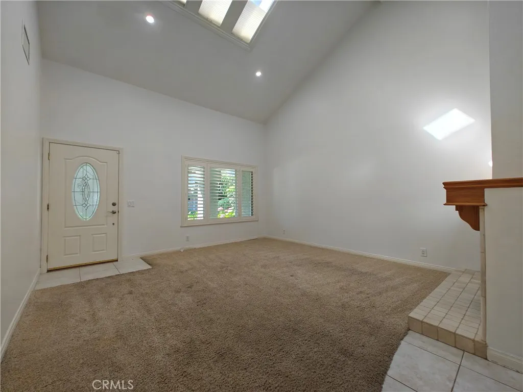 10 Columbine, Irvine, CA 92604 - Photo 4 of 21, Irvine, CA