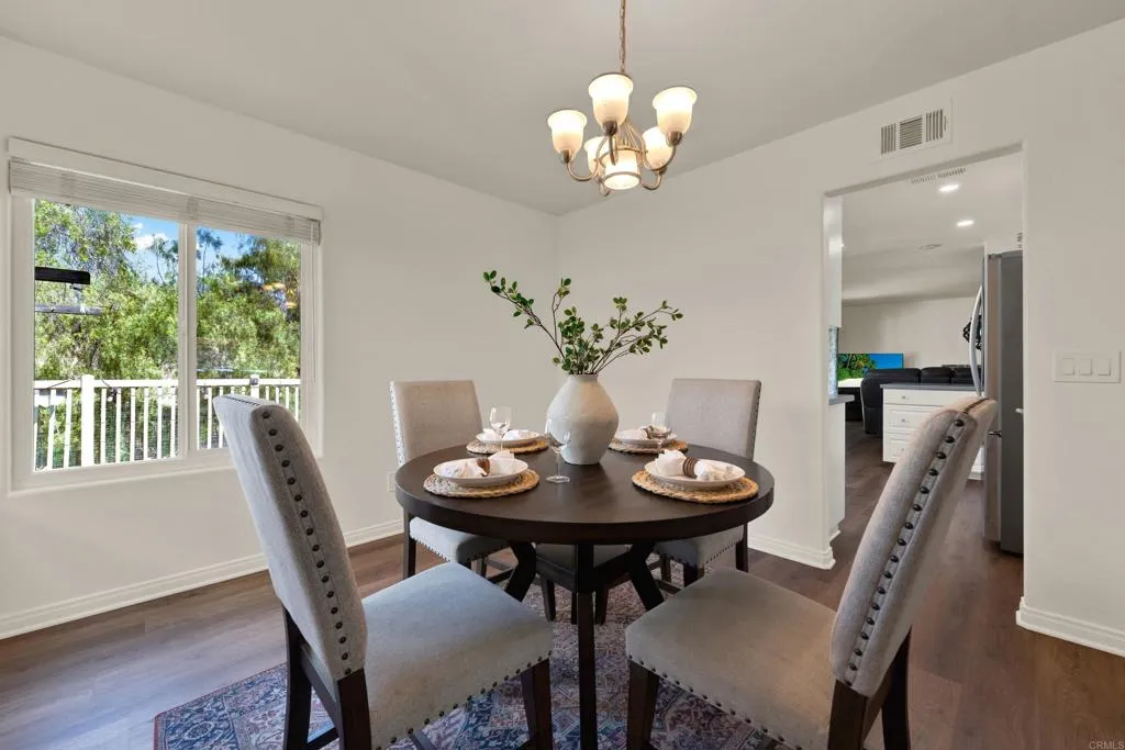 https://cdn.realtyfeed.com/cdn/127/306773216/2c7f9b46c6d5a889648172ac1d218bbb.webp