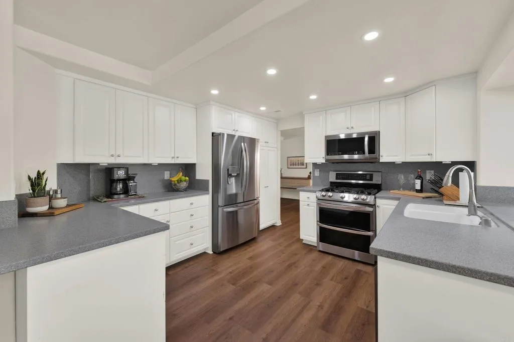 https://cdn.realtyfeed.com/cdn/127/306773216/3f5b563822ddf829248251c32e93a099.webp